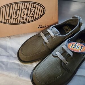Men's Canvas Loafer Shoe.   size 11 M